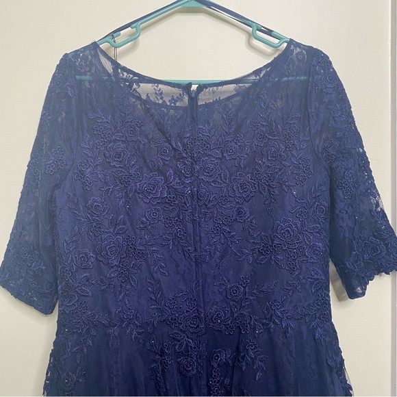 La Femme navy blue Sequin Sparkle floral lace & tulle gown SZ 14 mother … - Picture 12 of 15